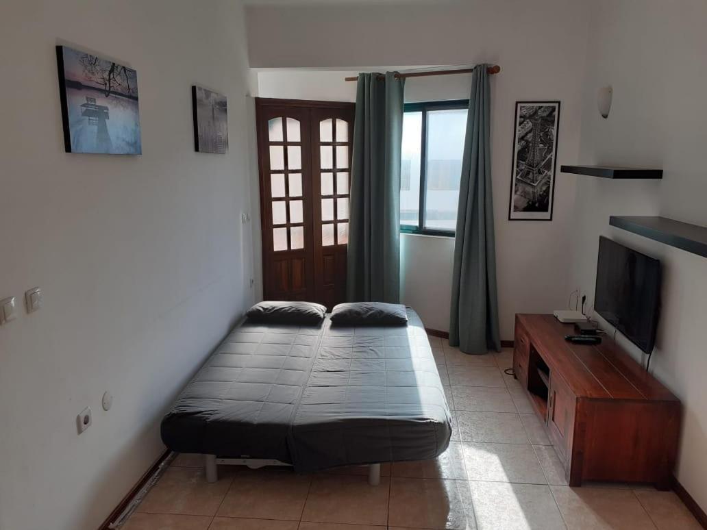 Avenida Dr Baltazar Lopes Da Silva 33A Apartment Mindelo Exterior photo